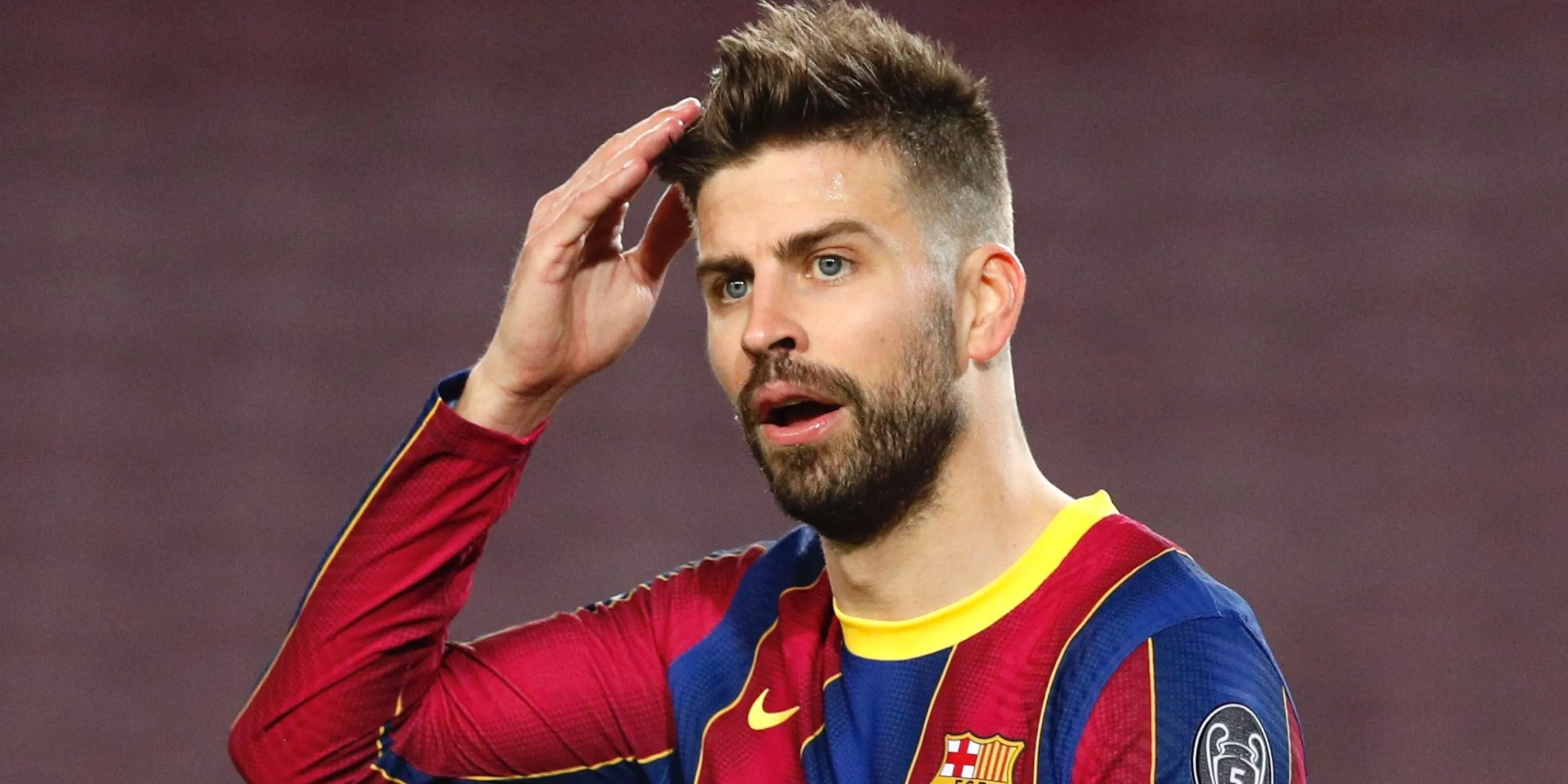 Gerard Pique trong màu áo Barcelona tại Champions League, người vừa có dòng tweet gây chú ý về Real Madrid