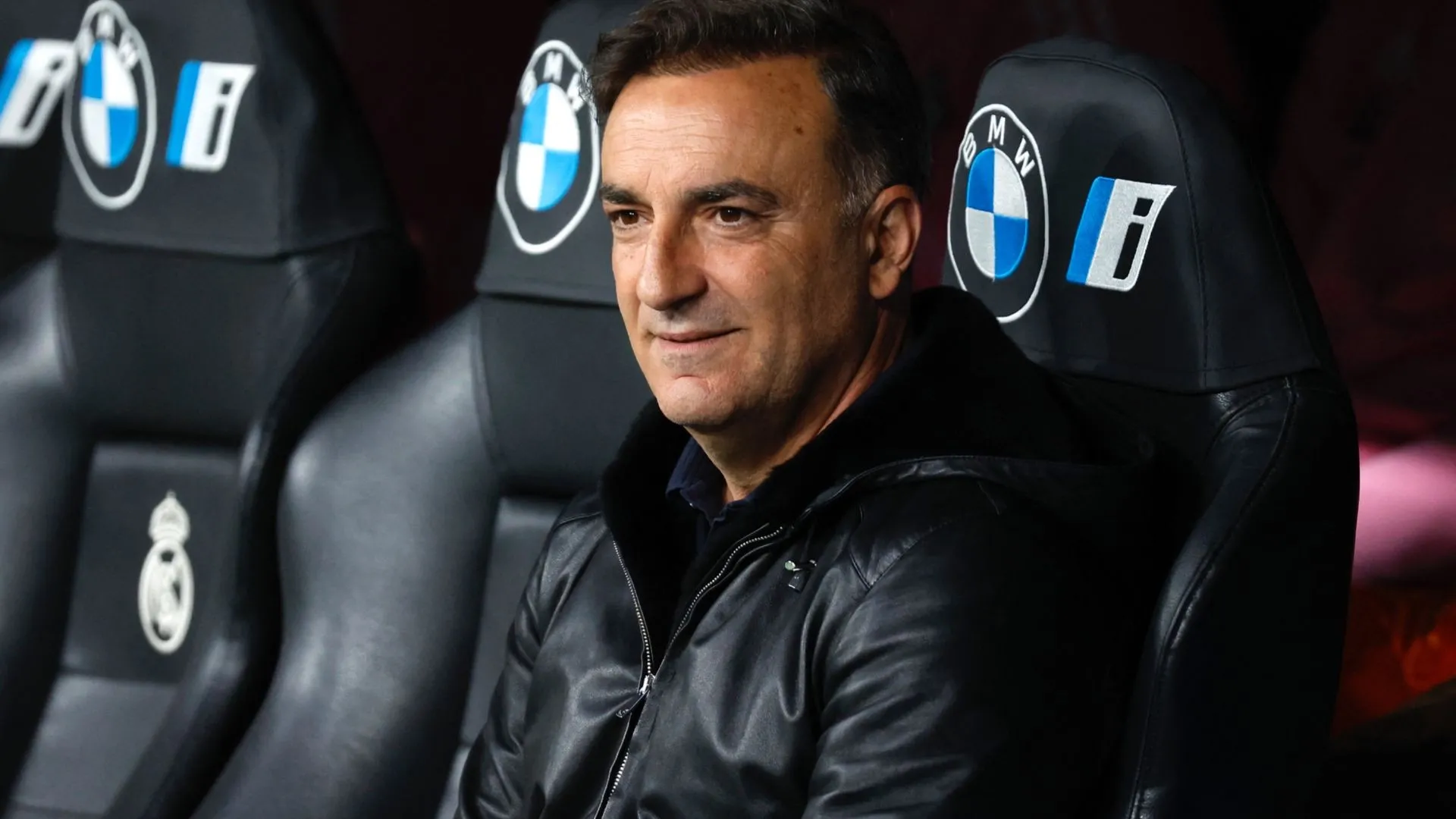 HLV Carlos Carvalhal, người dẫn dắt Sheffield Wednesday trong giai đoạn thành công đầu tiên dưới thời Chansiri