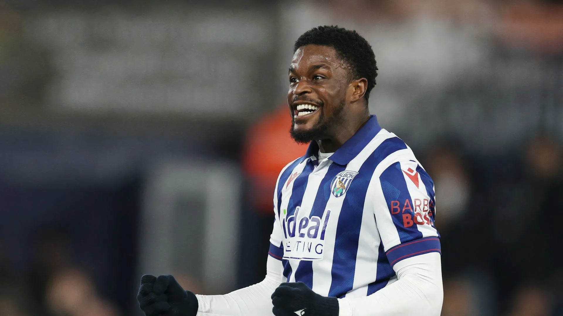 Tương lai Cifuentes tại QPR: Norwich và West Brom vào cuộc?