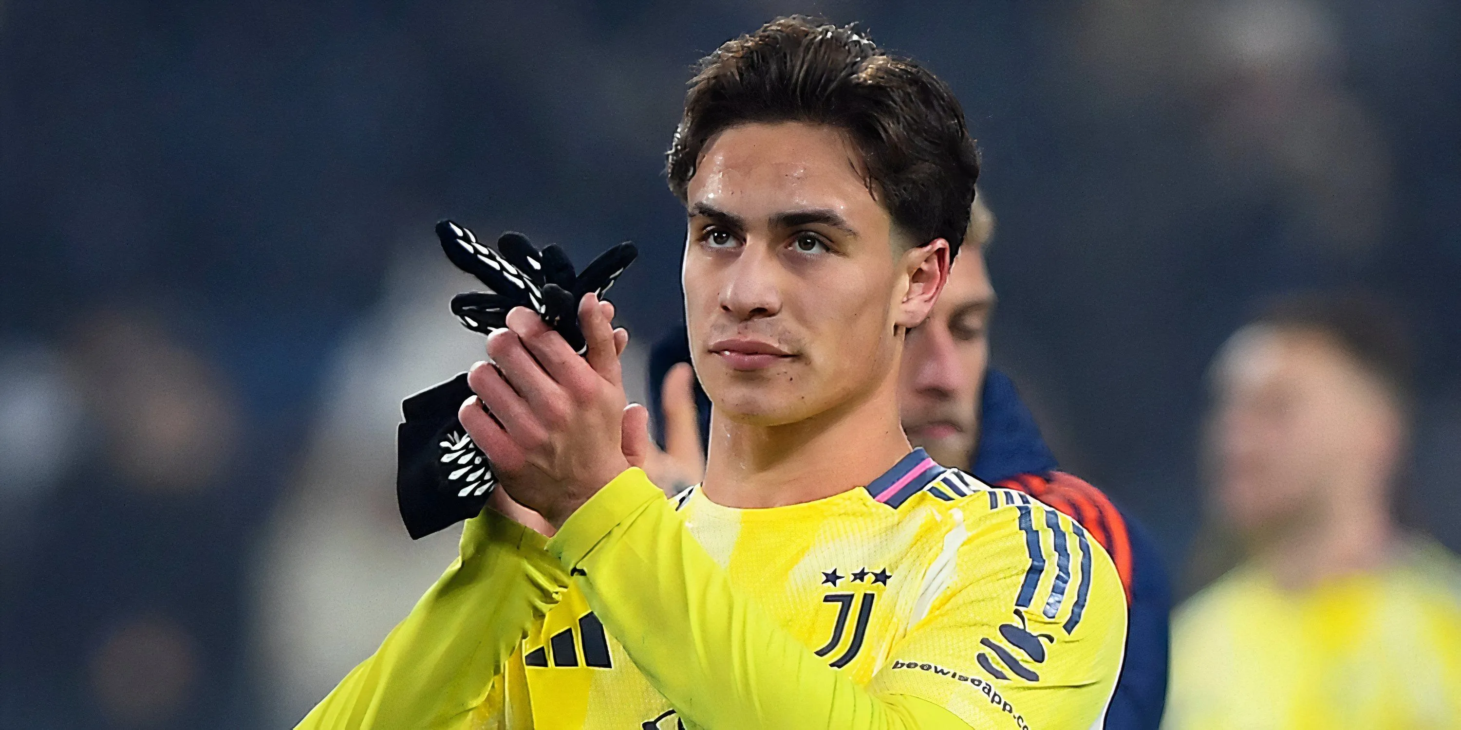 Kenan Yildiz xử lý bóng khéo léo cho Juventus