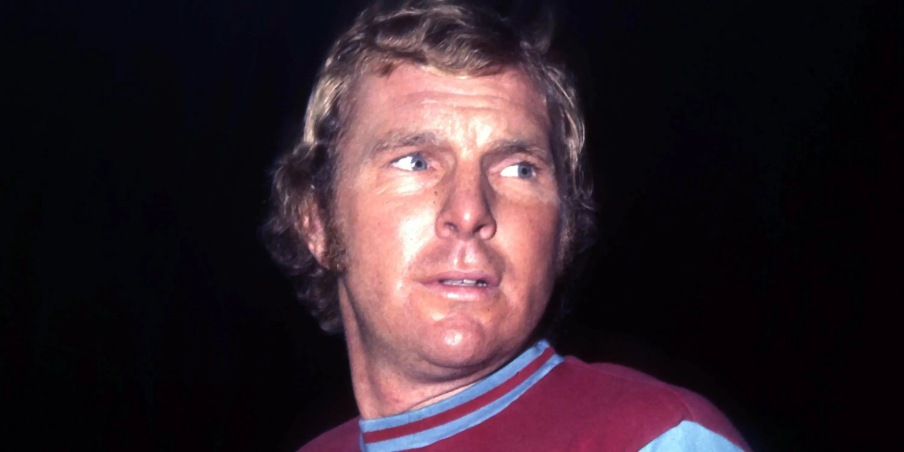 Bobby Moore - Đội trưởng huyền thoại của West Ham và đội tuyển Anh