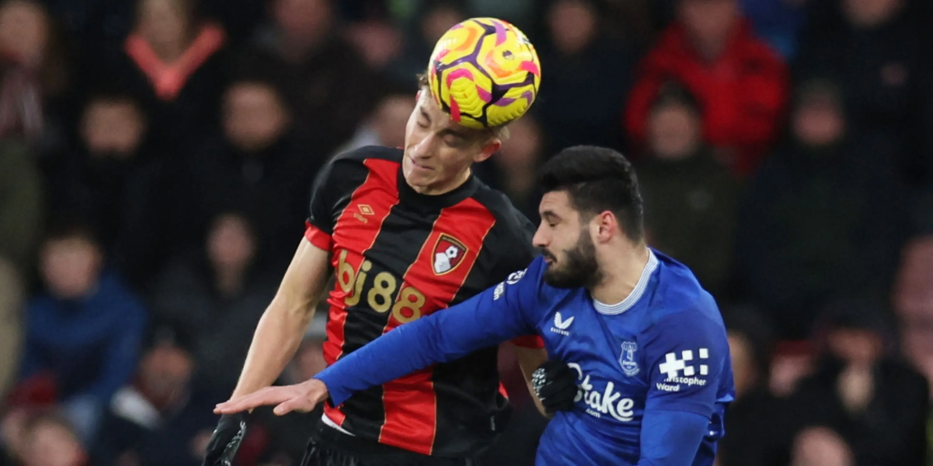 Dean Huijsen trong màu áo Bournemouth tại Premier League