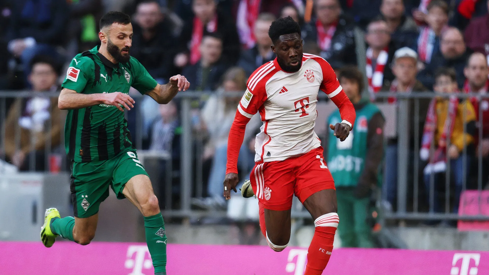 Franck Honorat tiền đạo cánh của Borussia Mönchengladbach đang có phong độ cao