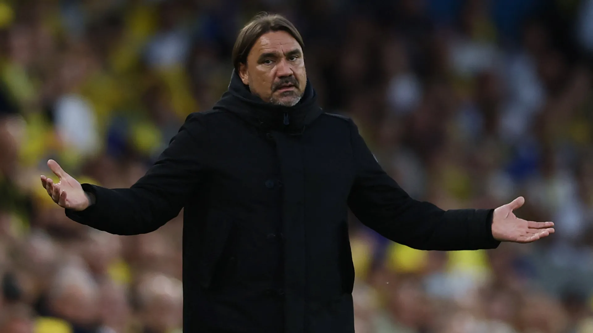 HLV Daniel Farke của Leeds United ăn mừng sau thành công tại Championship