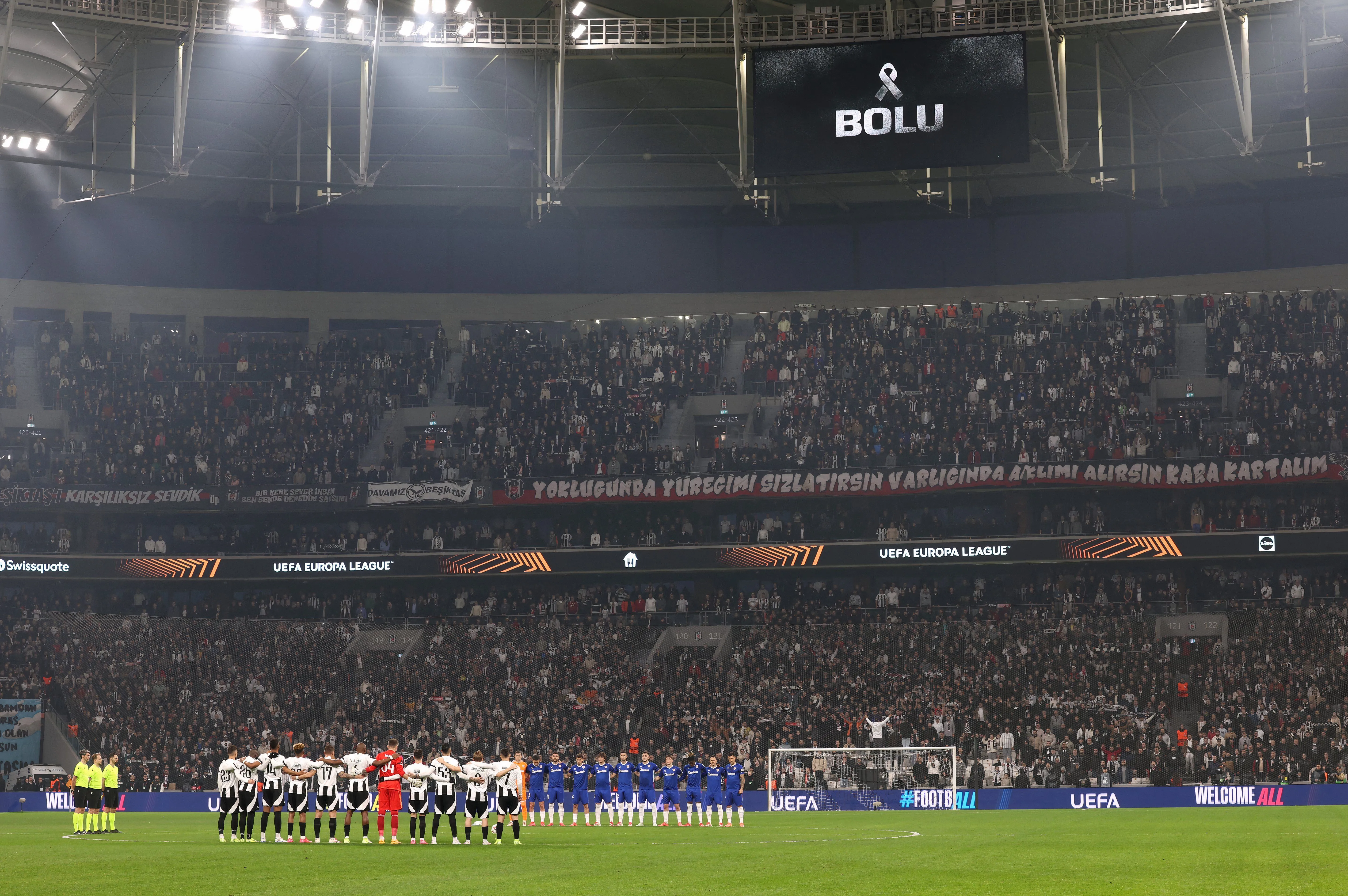 Sân vận động của Besiktas JK nhìn từ trên cao