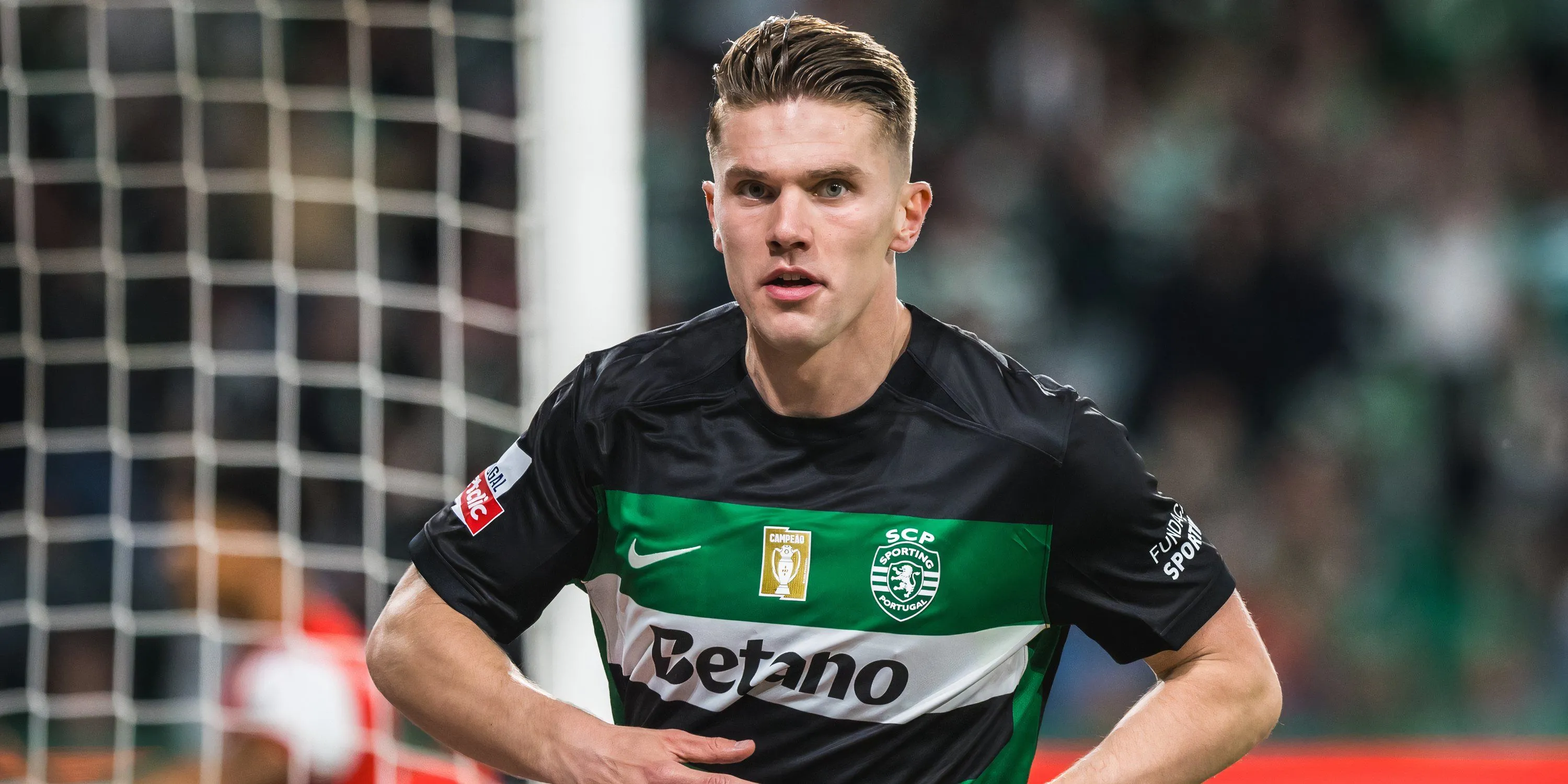 Viktor Gyokeres ăn mừng bàn thắng trong màu áo Sporting Lisbon, mục tiêu hàng đầu của MU