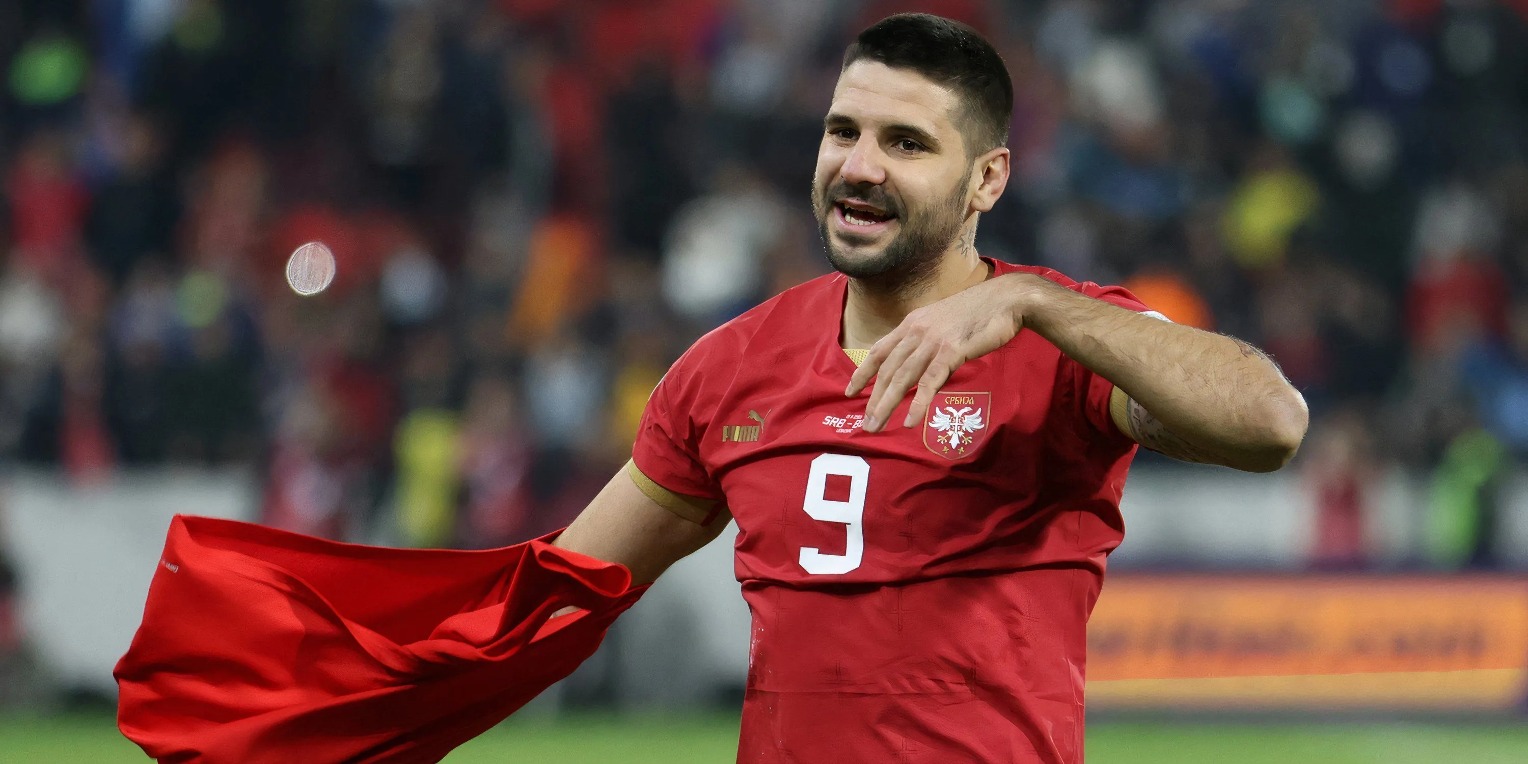 Aleksandar Mitrovic trong màu áo đội tuyển Serbia