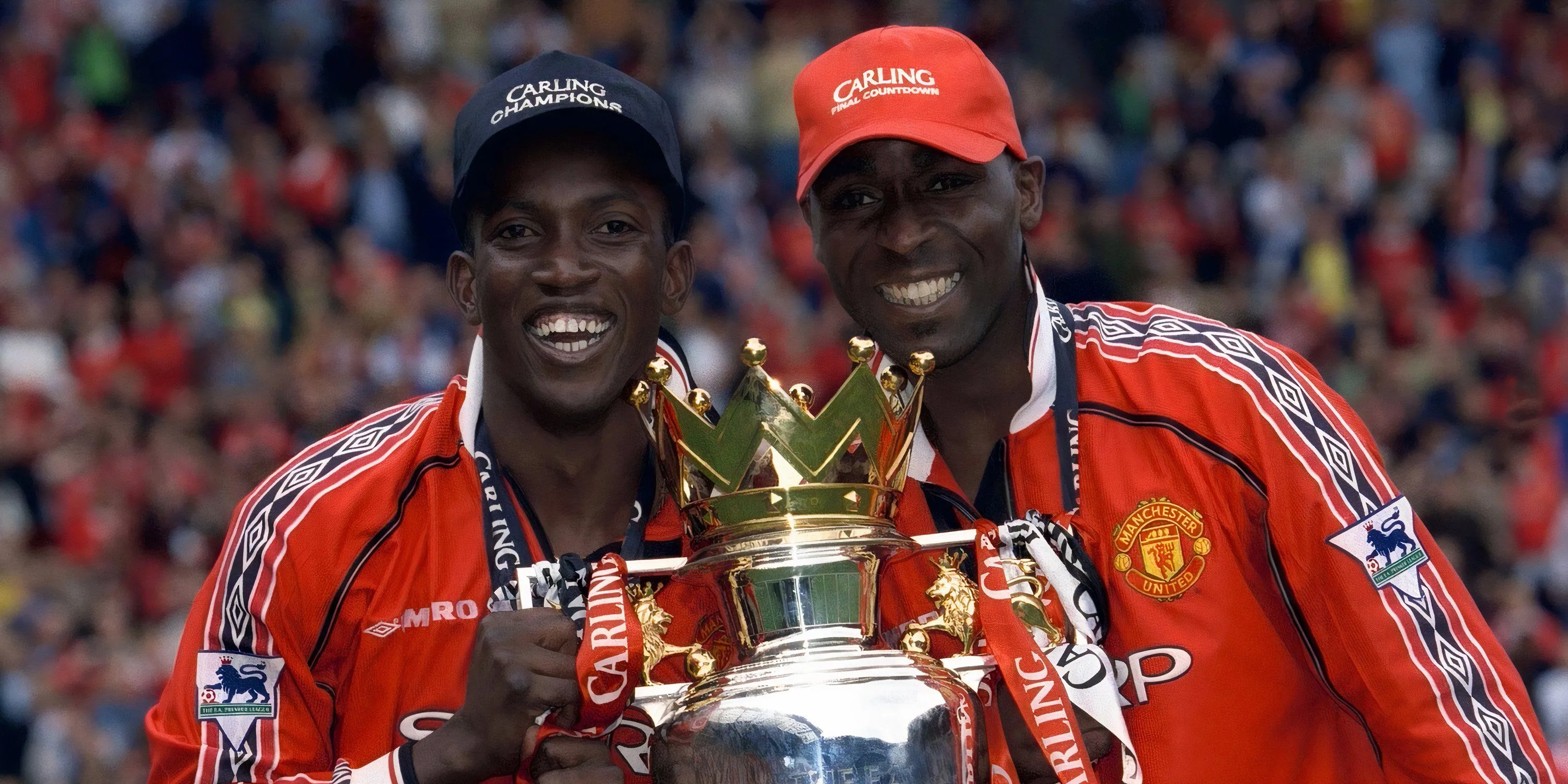 Dwight Yorke và Andy Cole, cặp tiền đạo huyền thoại của Manchester United từng tạo nên lịch sử tại Premier League