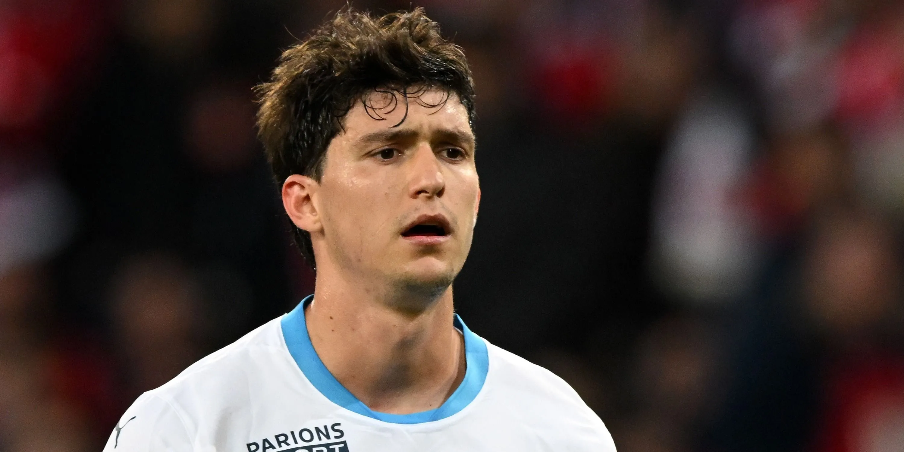 Hậu vệ Leonardo Balerdi, mục tiêu chuyển nhượng không thành của Newcastle United.