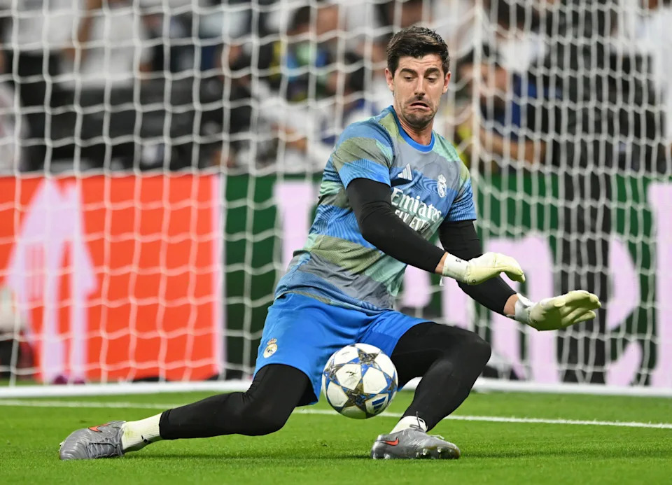 Courtois Hài Lòng Với Việc Hủy Trận Đấu Giữa Barcelona và Villarreal Tại Miami
