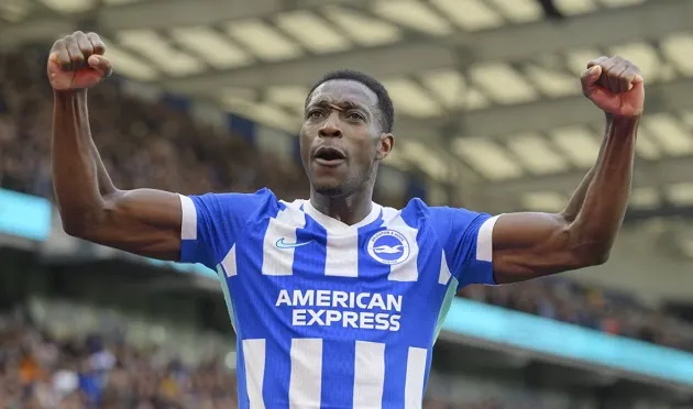 Danny Welbeck ăn mừng bàn thắng cho Brighton, thể hiện phong độ hồi sinh tại Ngoại hạng Anh.