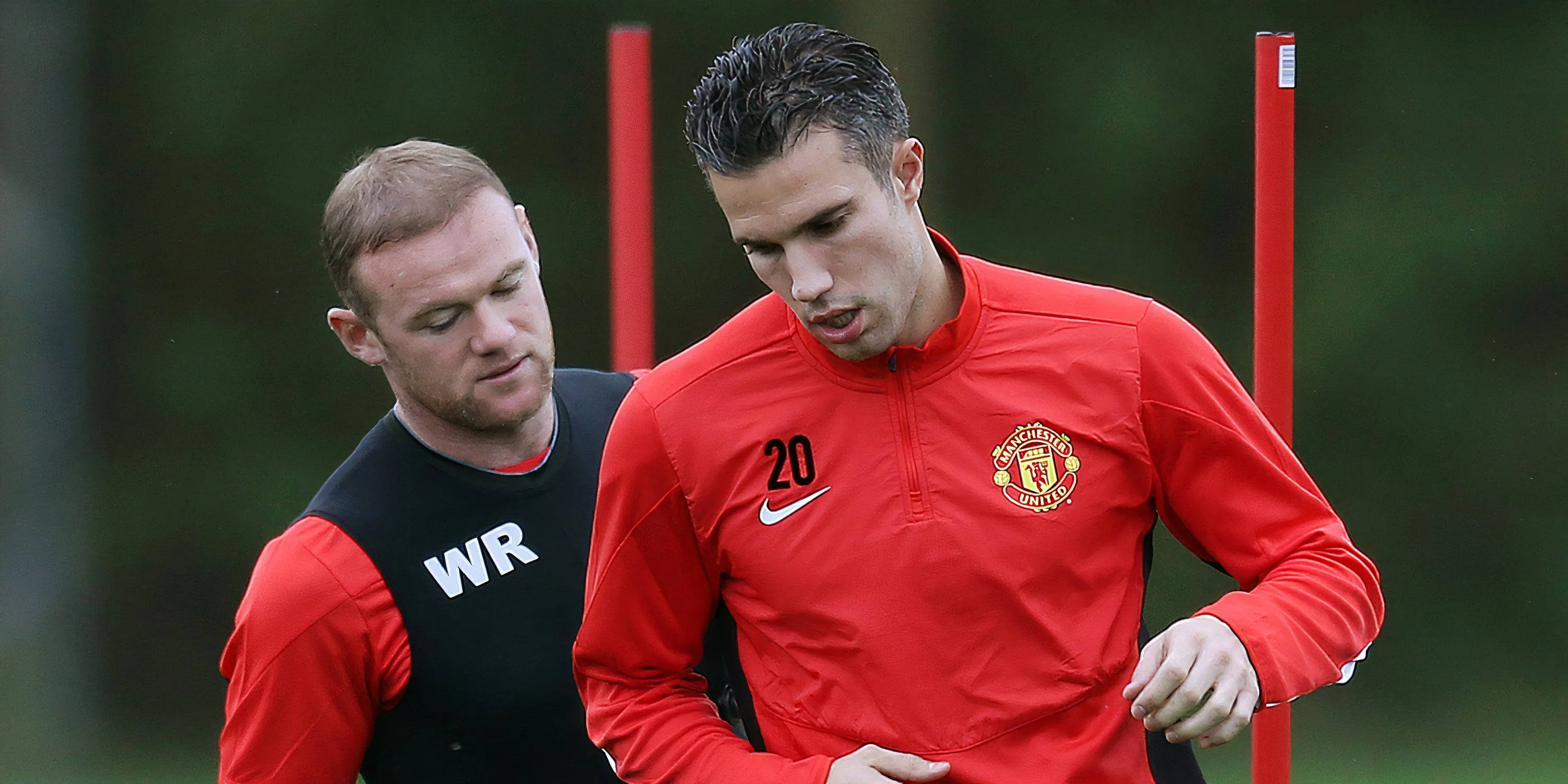 Robin van Persie và Wayne Rooney trong màu áo Man United, ví dụ về tiền đạo đẳng cấp từng giúp CLB vô địch Premier League